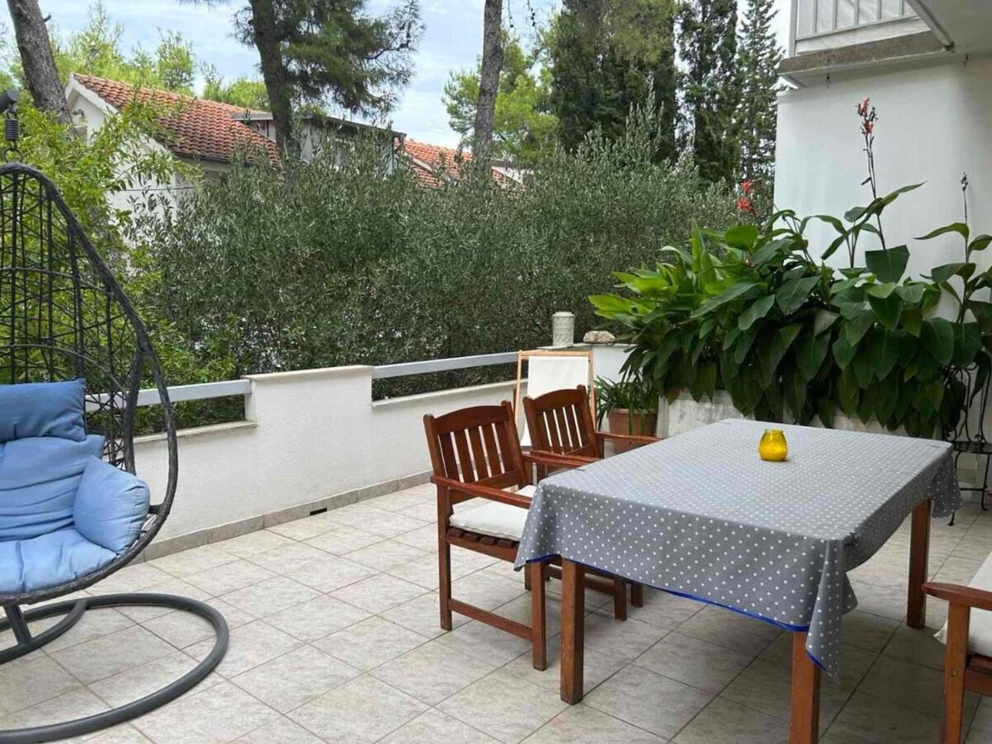 Apartments Matkov - Quite And Peaceful Location Jelsa  Exterior foto